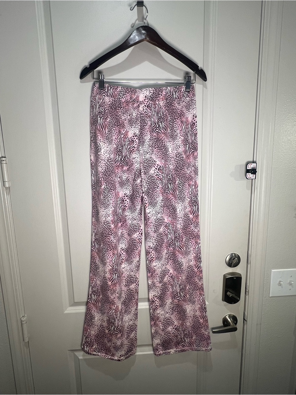 SKIMS Bloom Mini Animal Print Pajama Set Size Large NWT - Picture 7 of 9